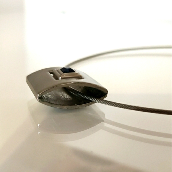 Stainless Steel Choker Blue Stone Wire Covered In Flexible Soft Coating Luxury - Picture 5 of 10